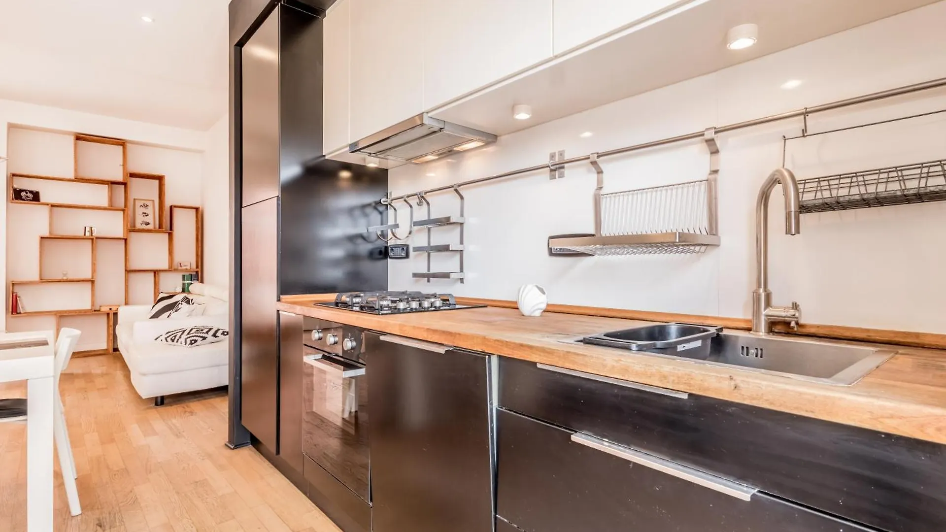 Apartment Bbhome Bright And Elegant Metro Libia High Floor Flat Rome