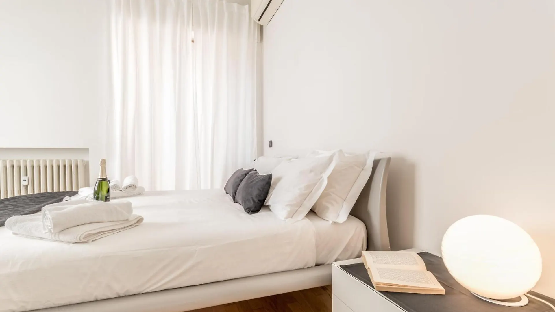 Bbhome Bright And Elegant Metro Libia High Floor Flat Rome 0*,  Italy