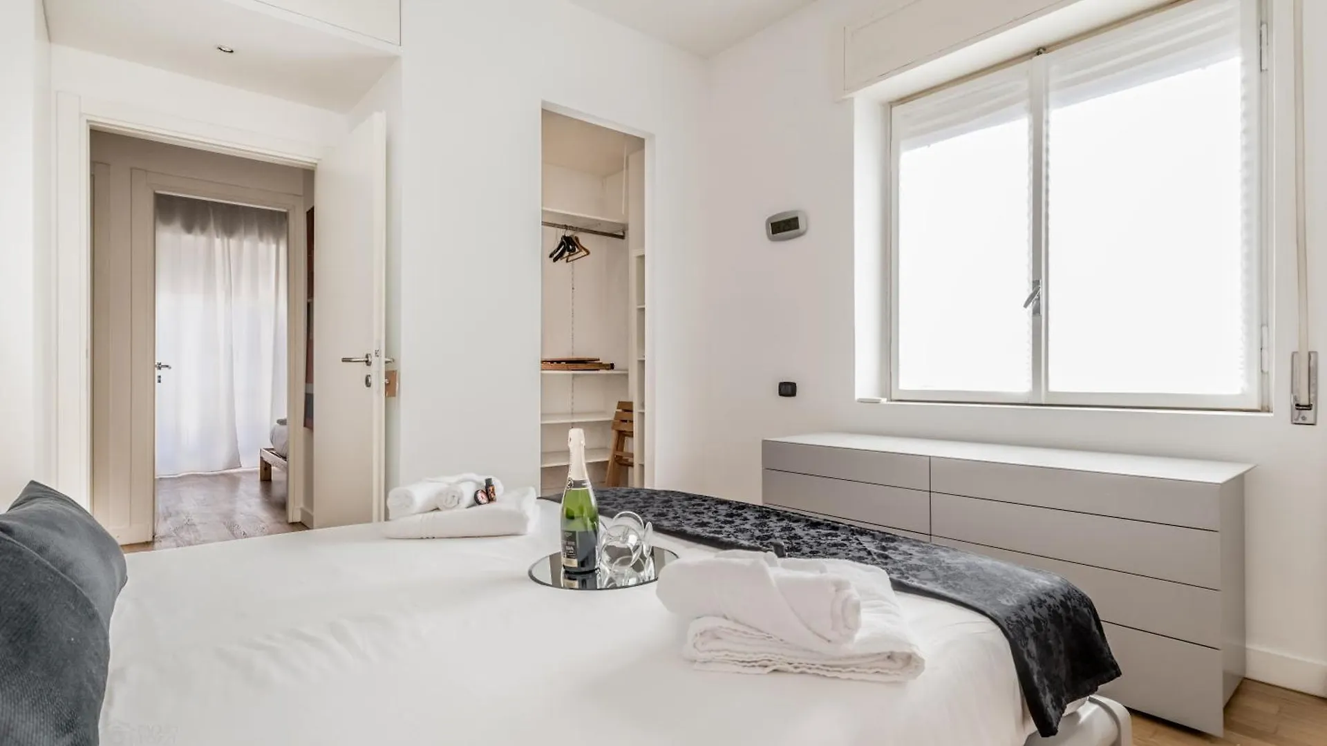 Bbhome Bright And Elegant Metro Libia High Floor Flat Rome 0*,  Italy