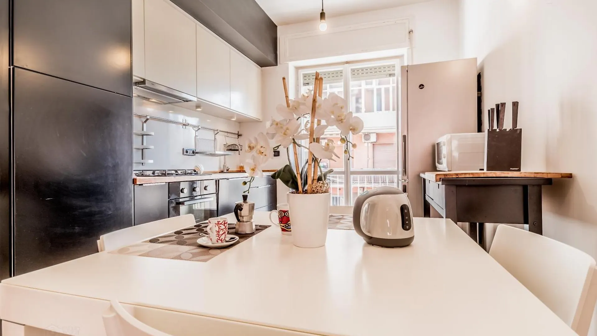 Apartment Bbhome Bright And Elegant Metro Libia High Floor Flat Rome